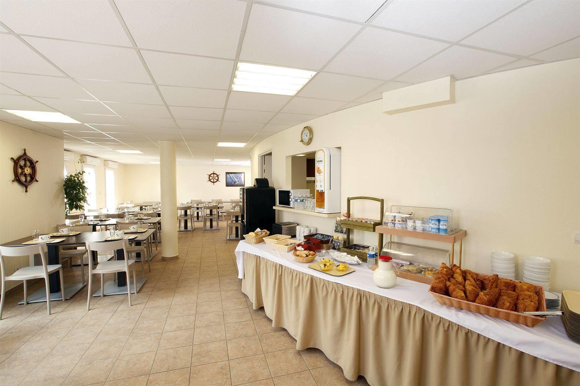 Appart'City Pontoise Cergy-Le-Haut Exterior foto